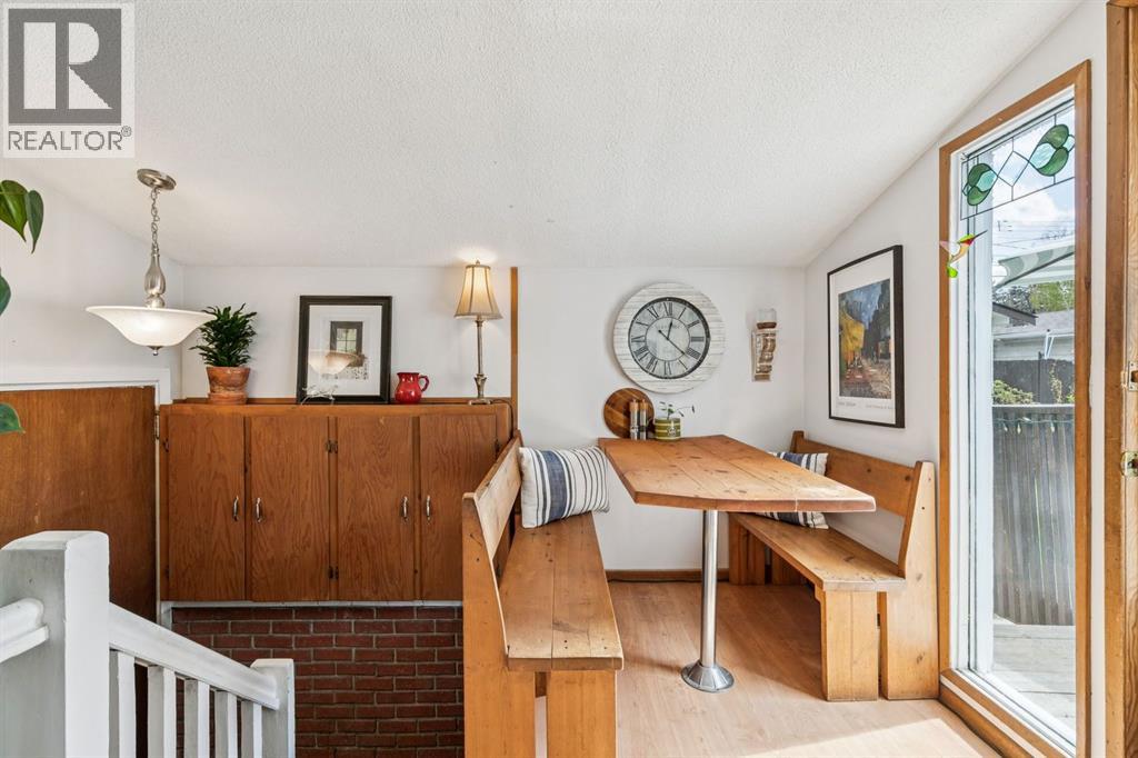 2048 26 Street SE - 12
