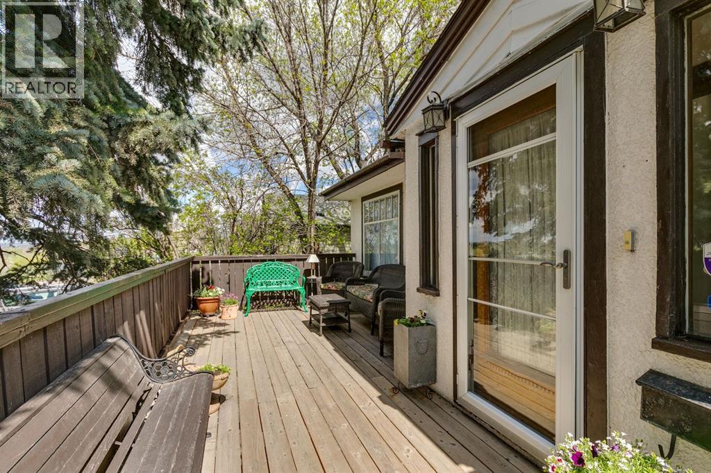 2048 26 Street SE - 18