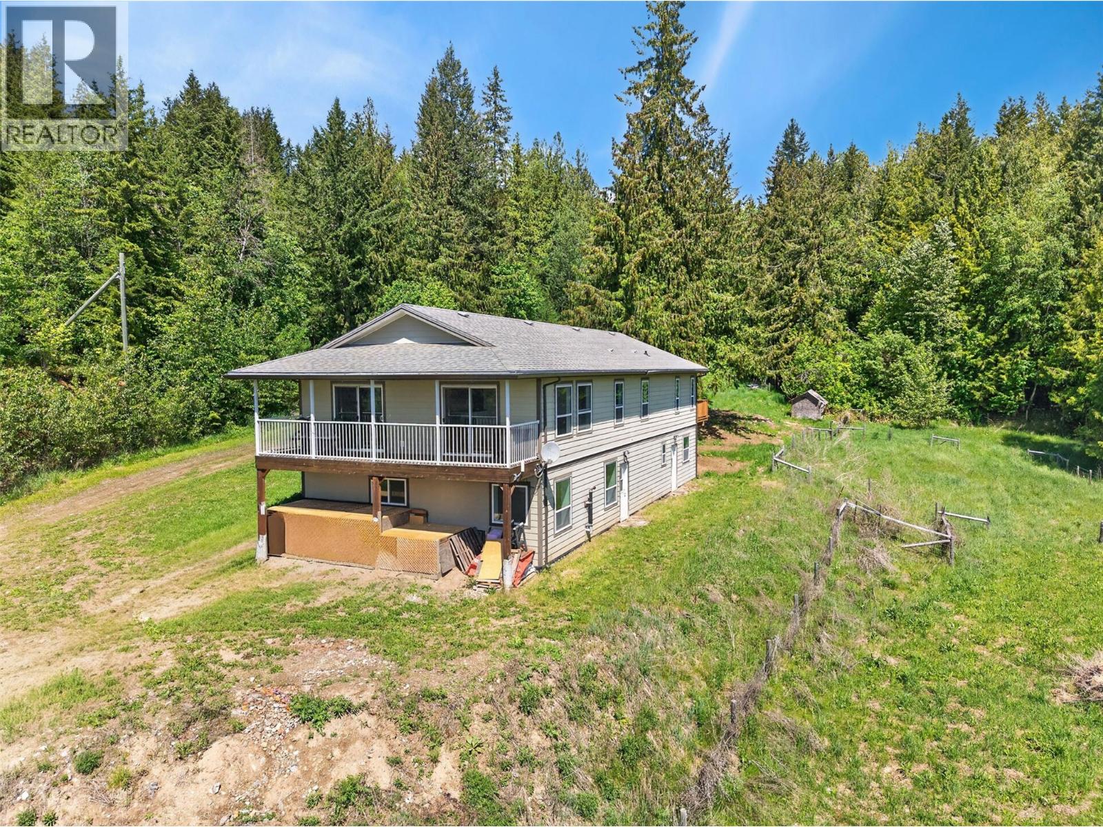 31 Violet Road - Image 2