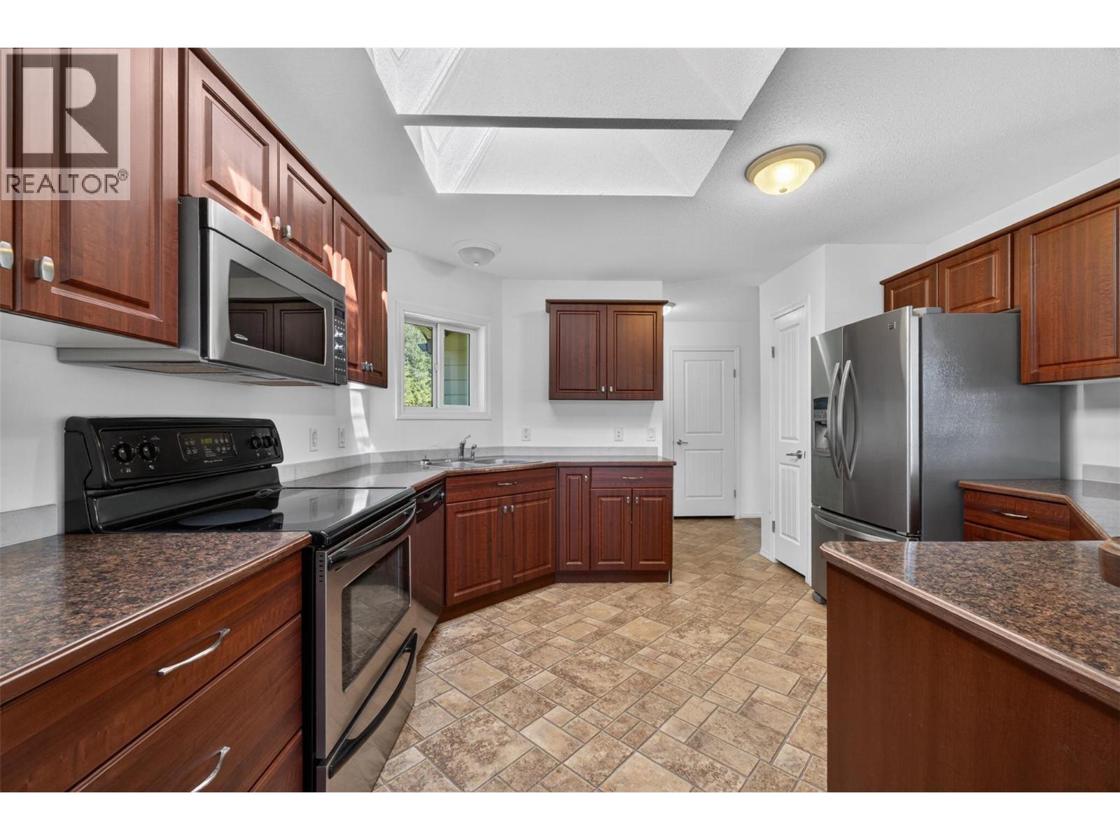 31 Violet Road - 14