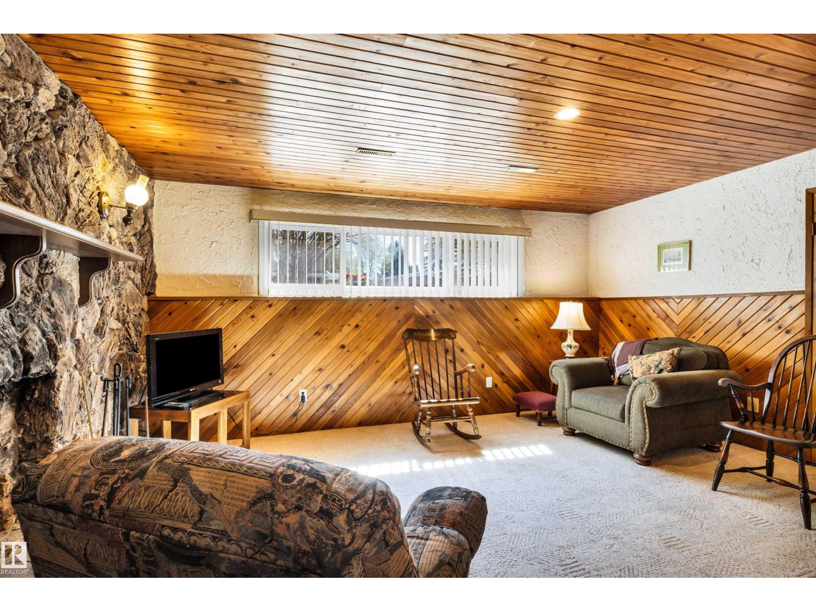 46 LARKSPUR CR — photo 27