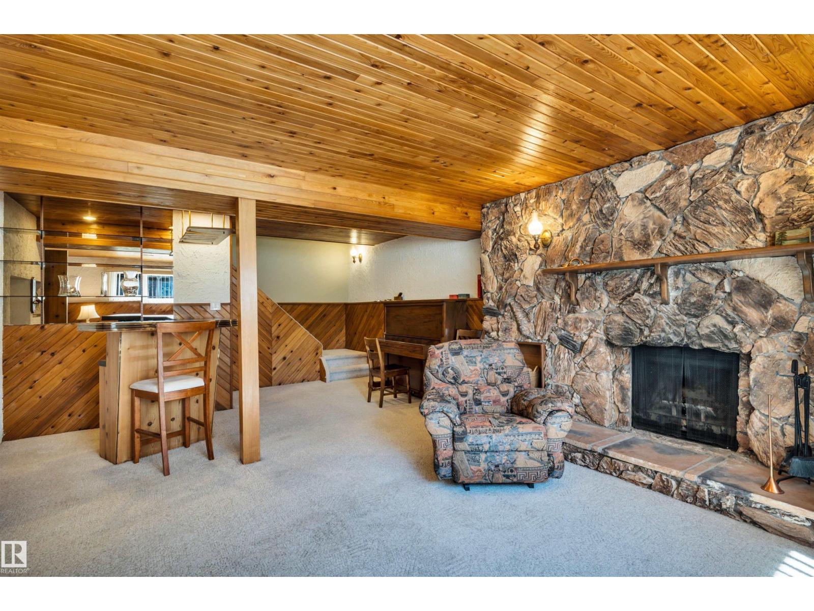 46 LARKSPUR CR — photo 28