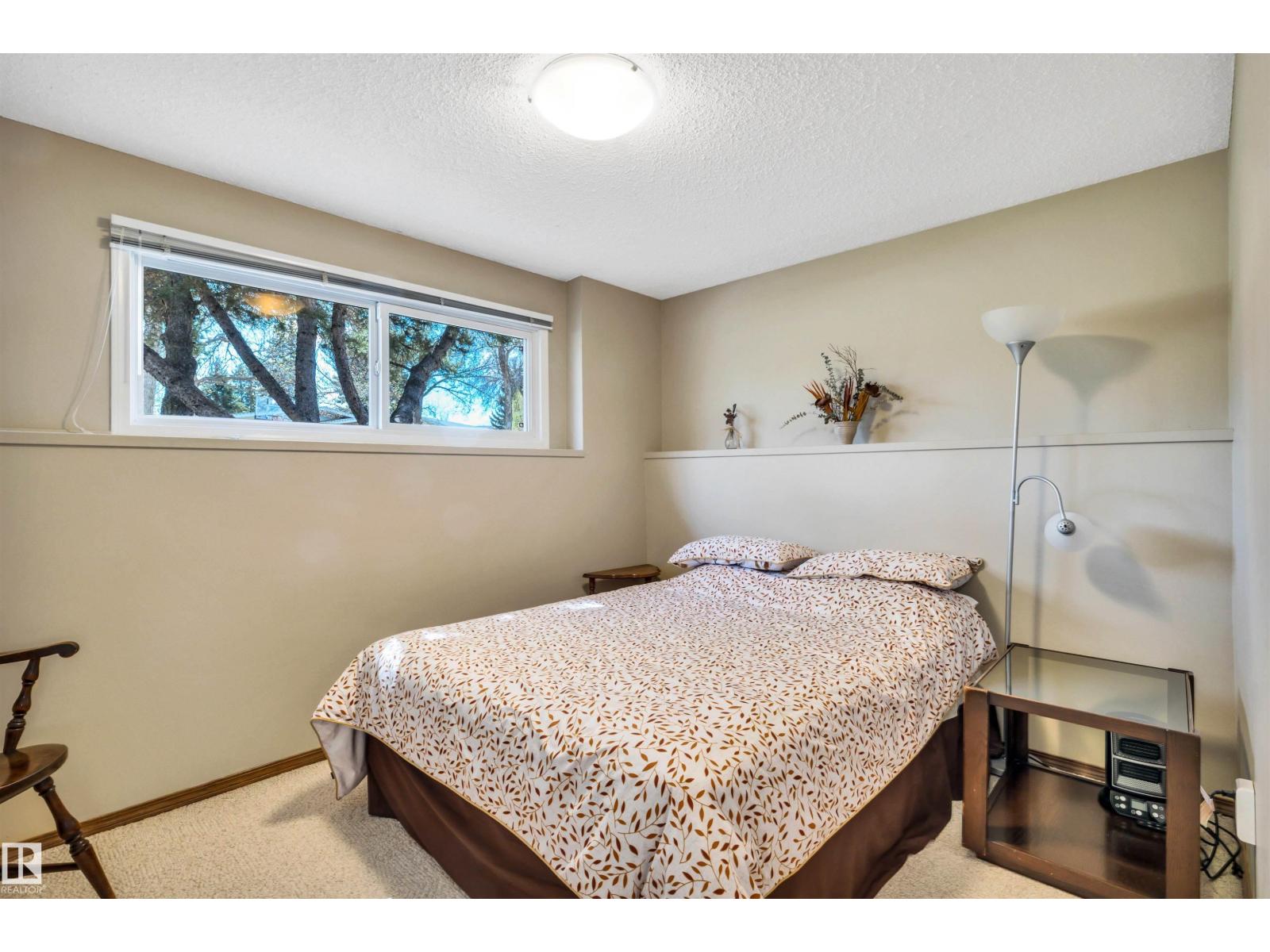 46 LARKSPUR CR — photo 32