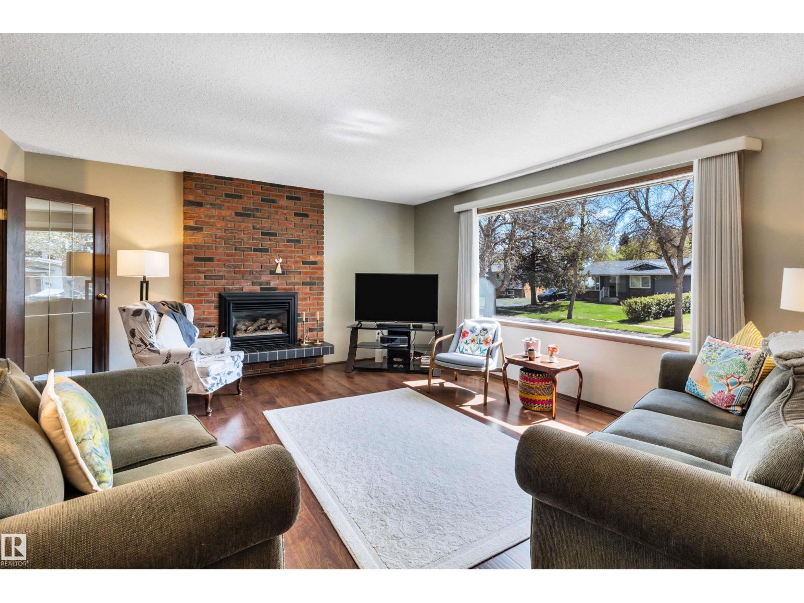 46 LARKSPUR CR — photo 6