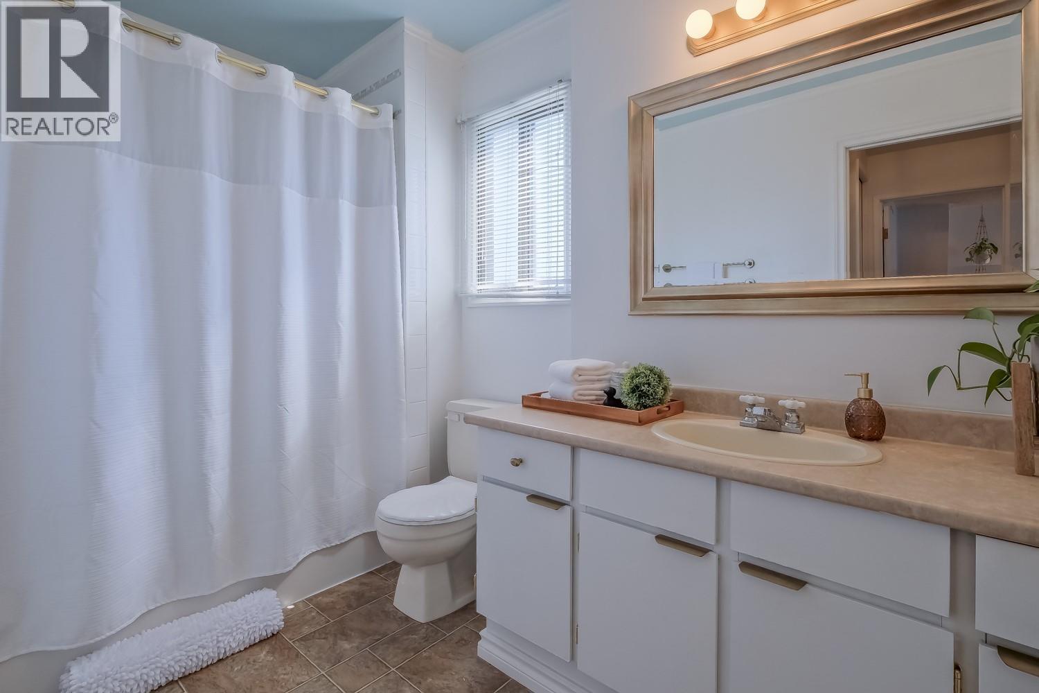 182 BLAIRMORE Crescent, Penticton