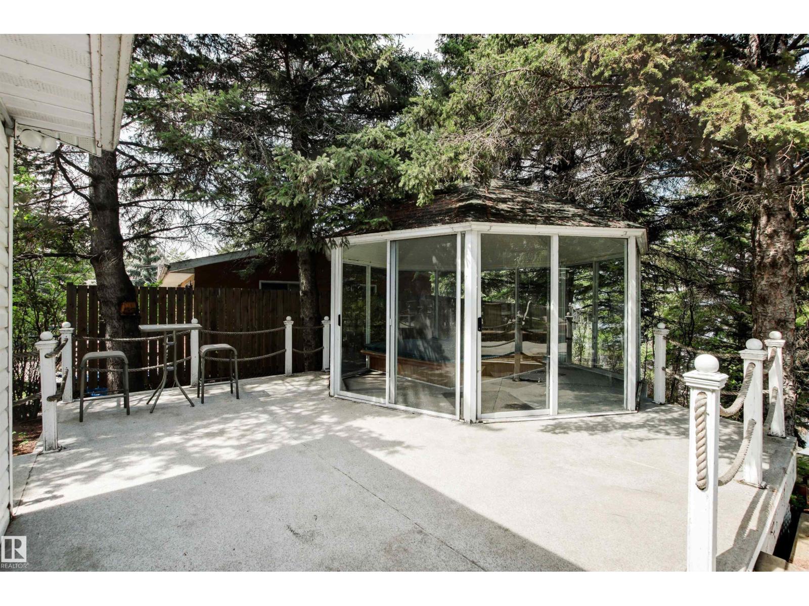 32 Marine Drive - 24