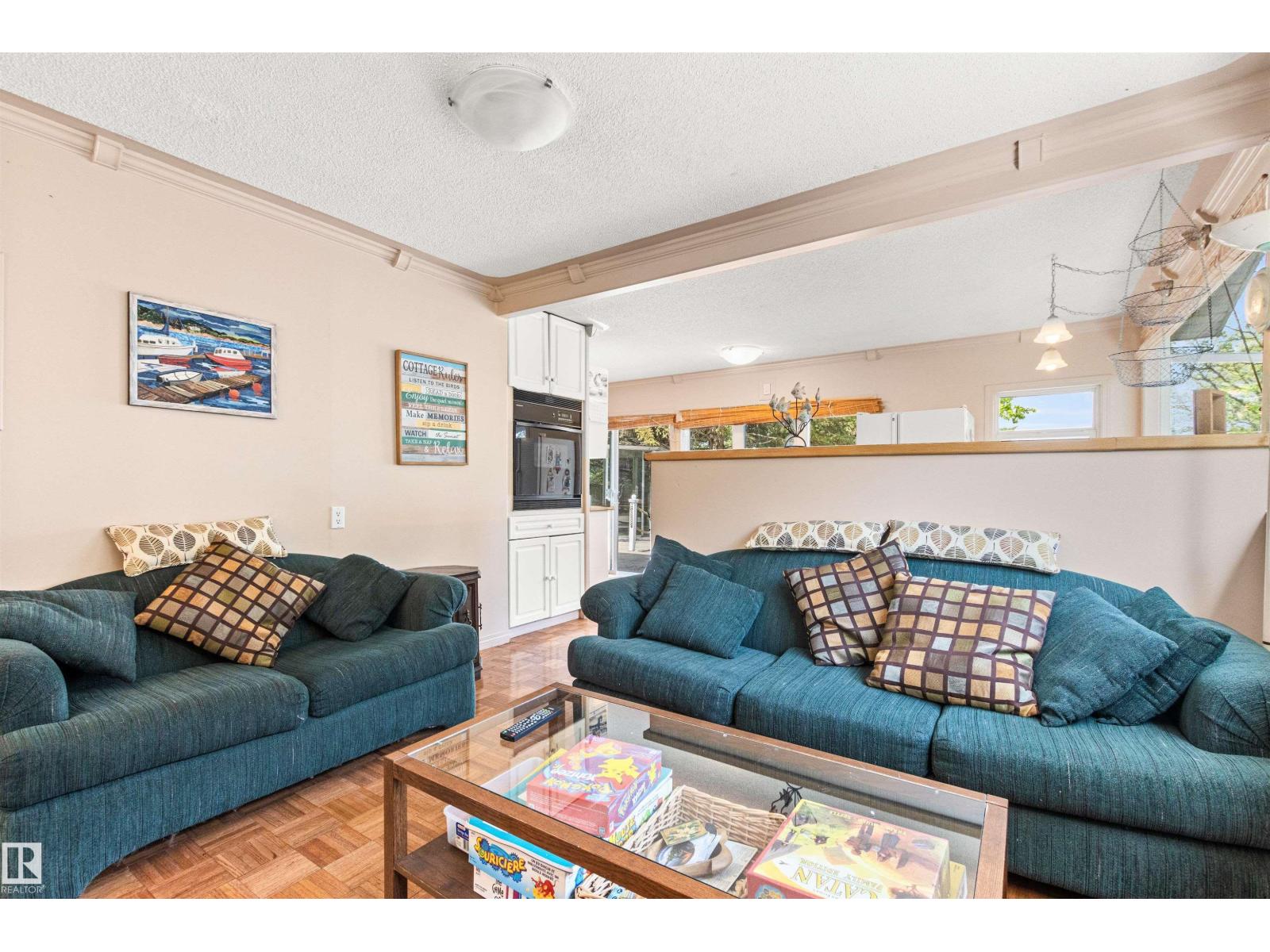 32 Marine Drive - 9