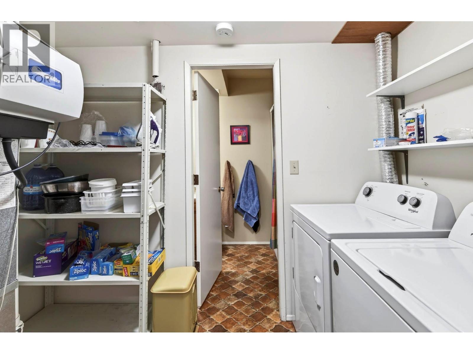 333 Robson Drive - 28