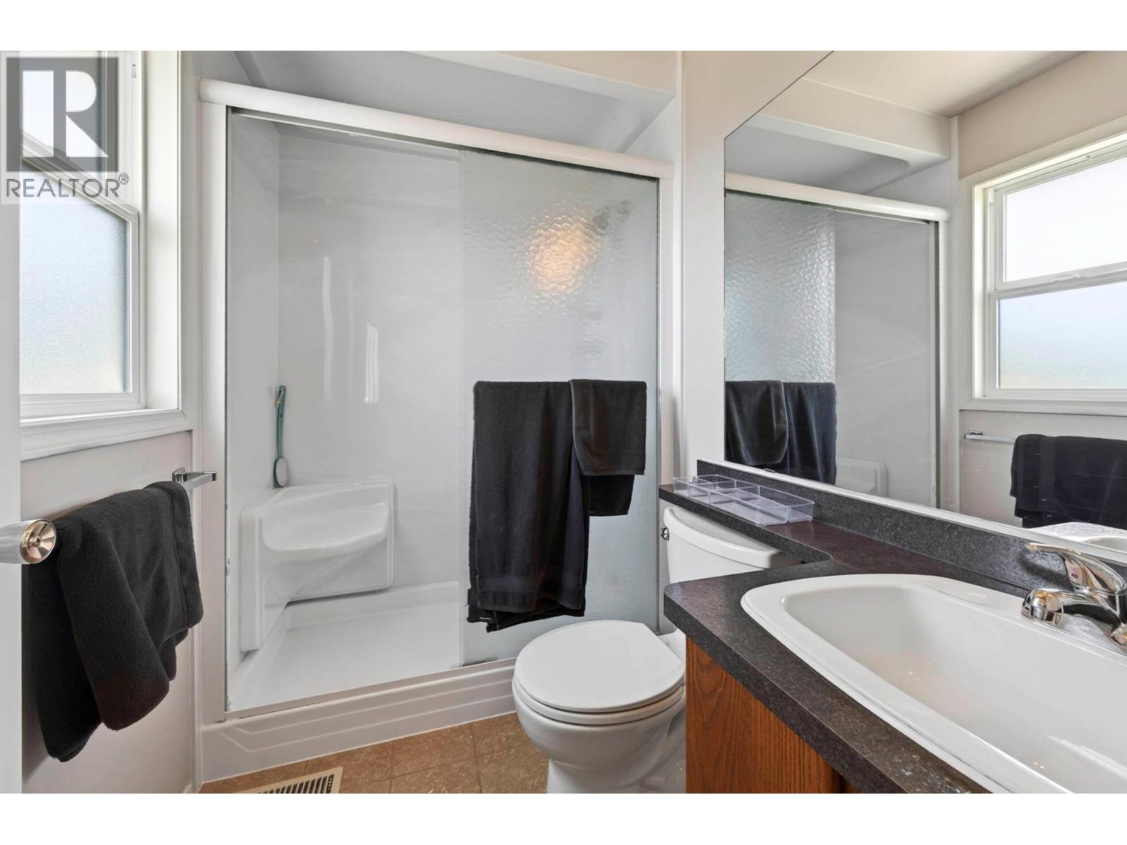 333 Robson Drive - 21