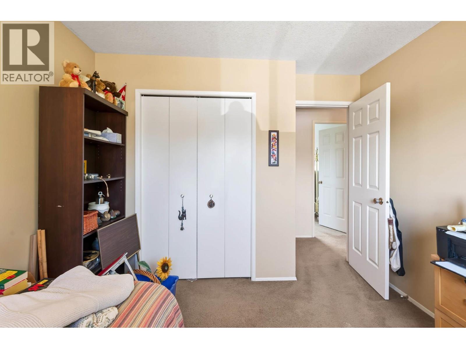 333 Robson Drive - 23