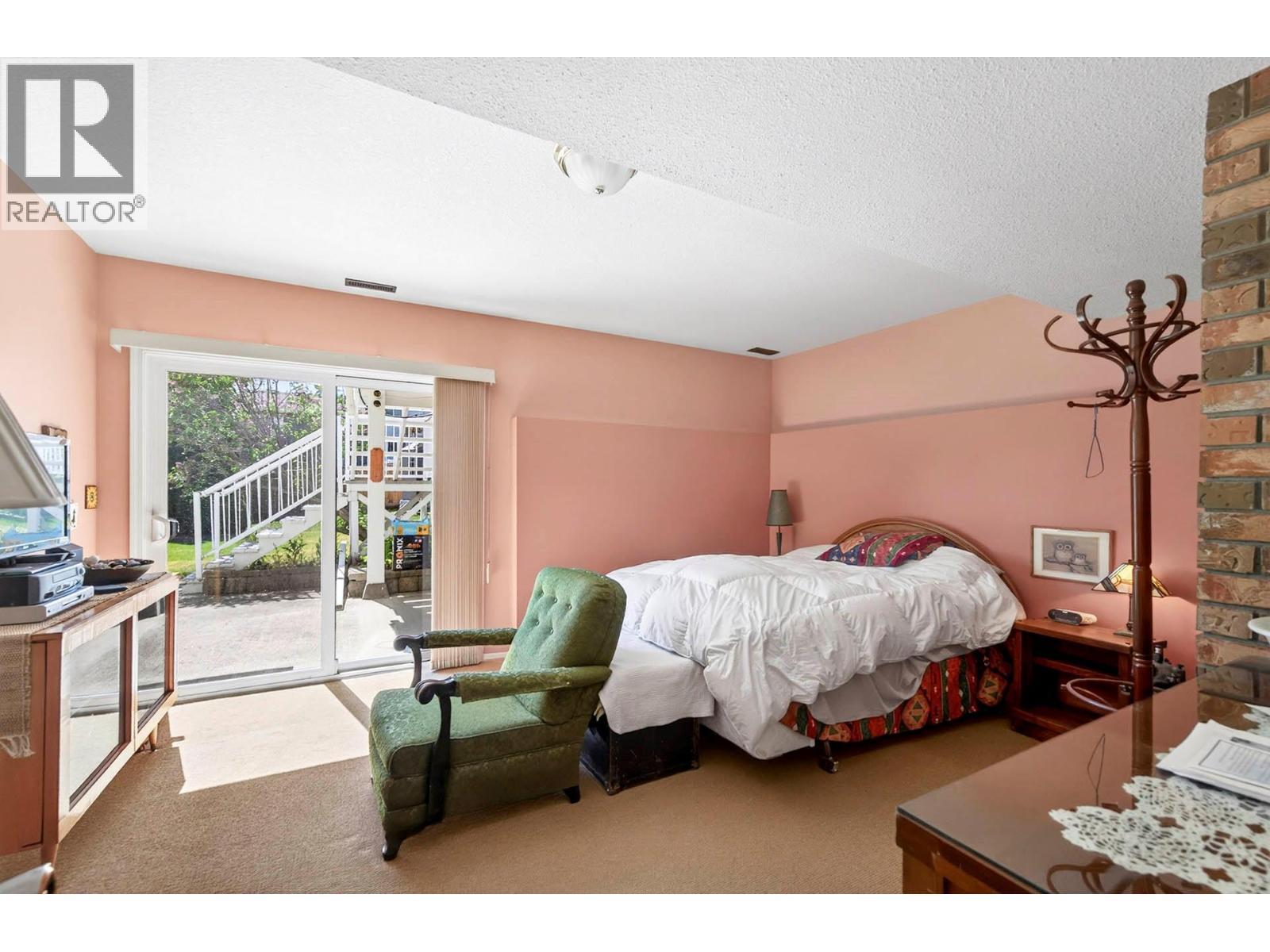 333 Robson Drive - 32