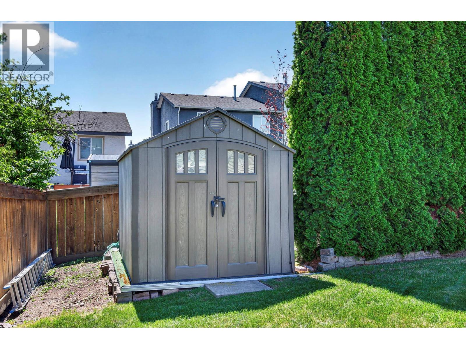333 Robson Drive - 48