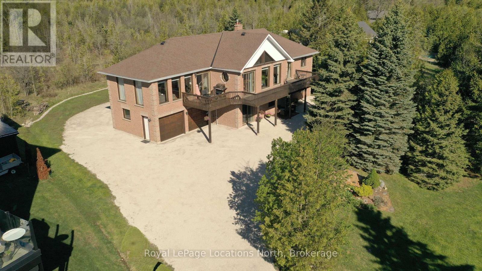 252 LAKESHORE ROAD N - Image 3