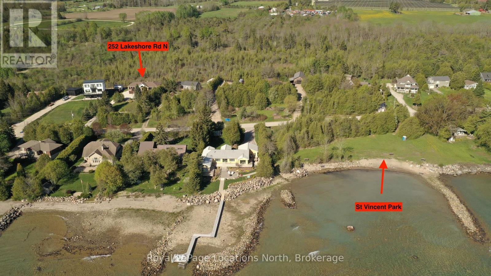 252 LAKESHORE ROAD N - 46