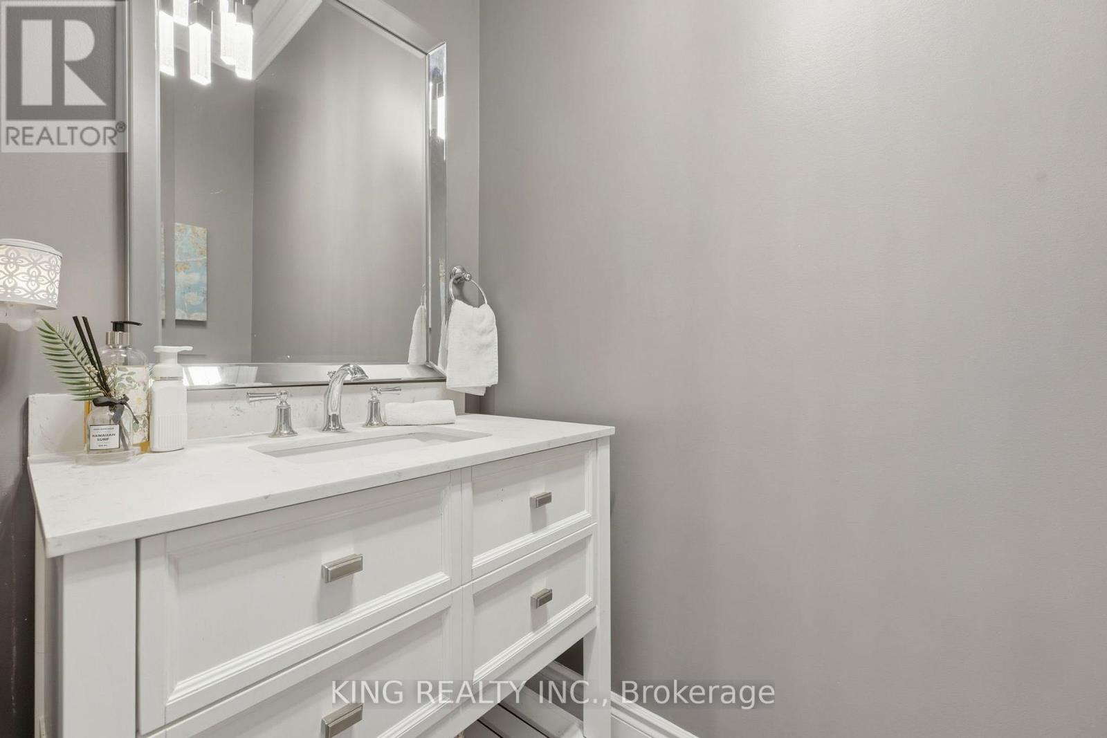 76 CHESNEY CRESCENT - 14