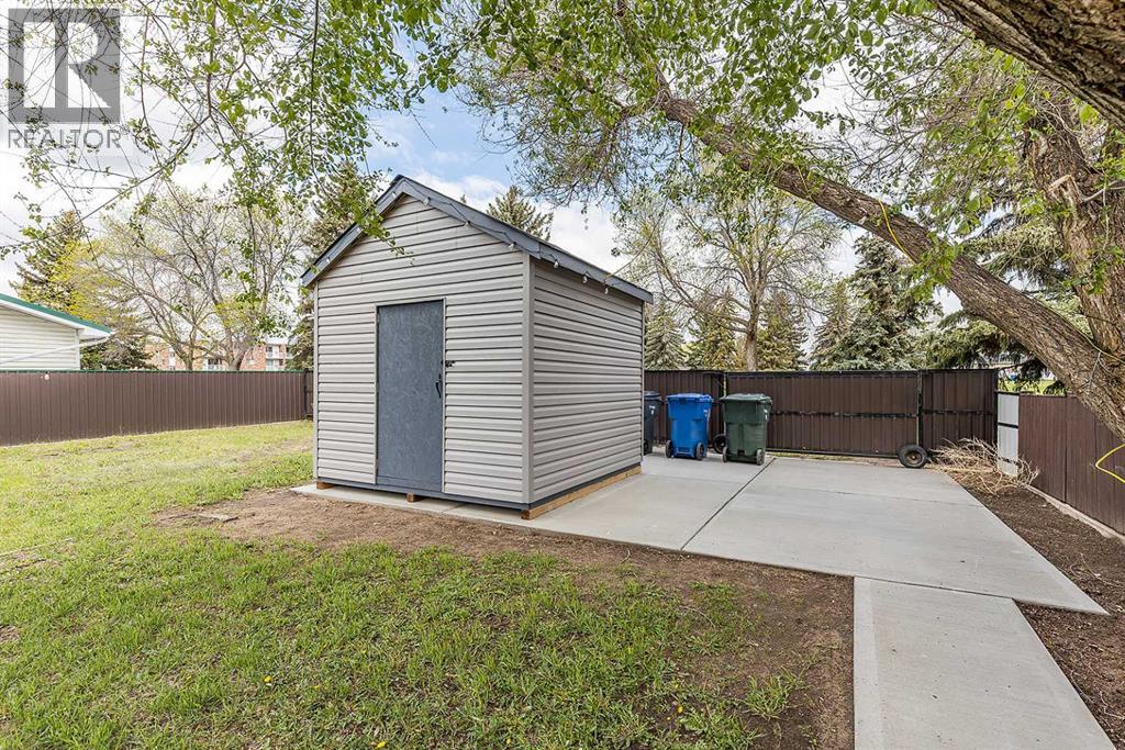Property photo 38