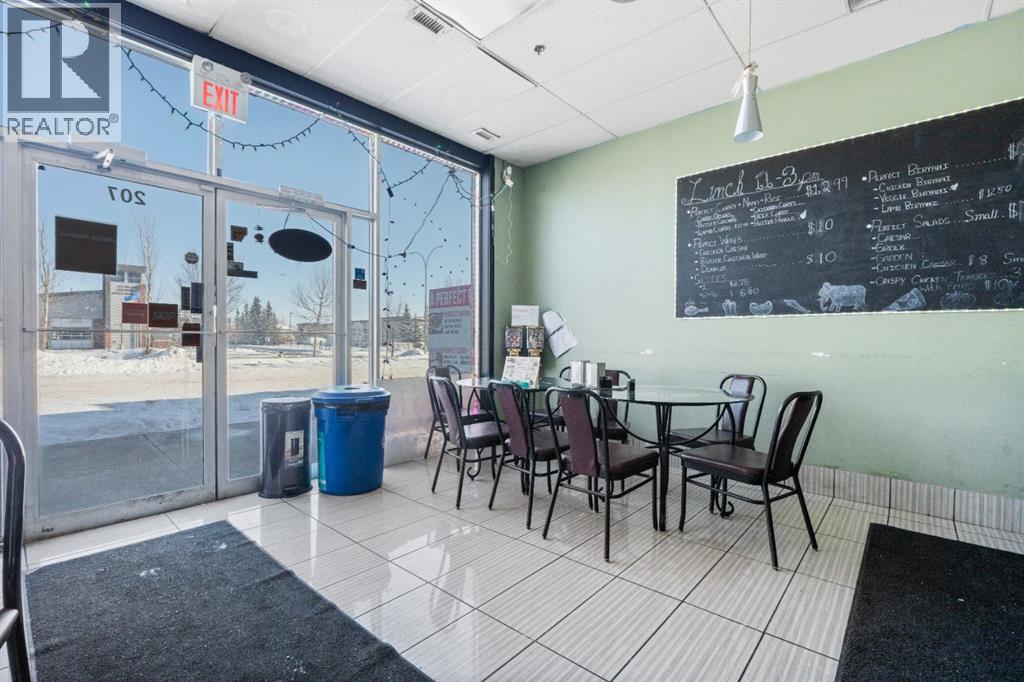 2903 Kingsview Boulevard Southeast - Photo 15