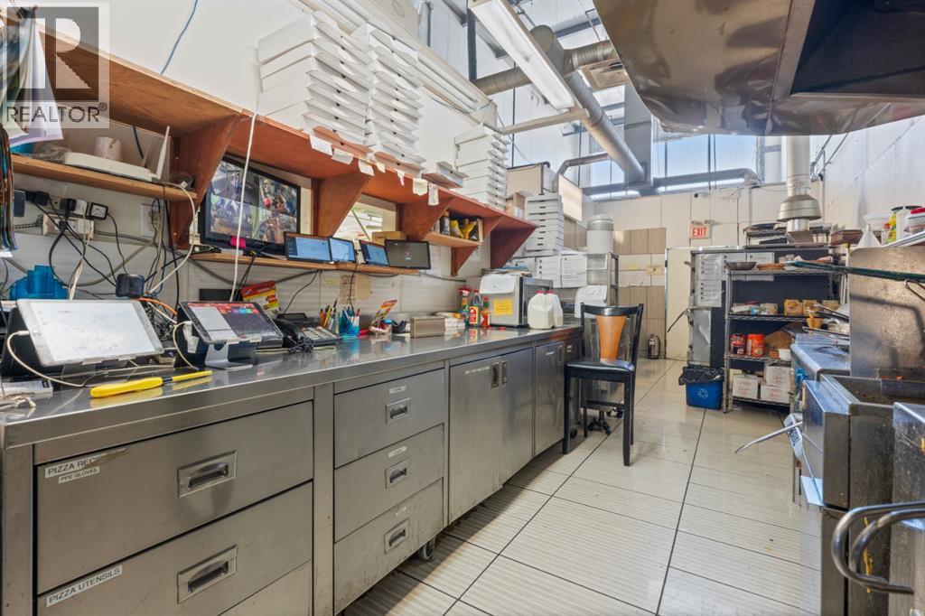 2903 Kingsview Boulevard Southeast - Photo 8
