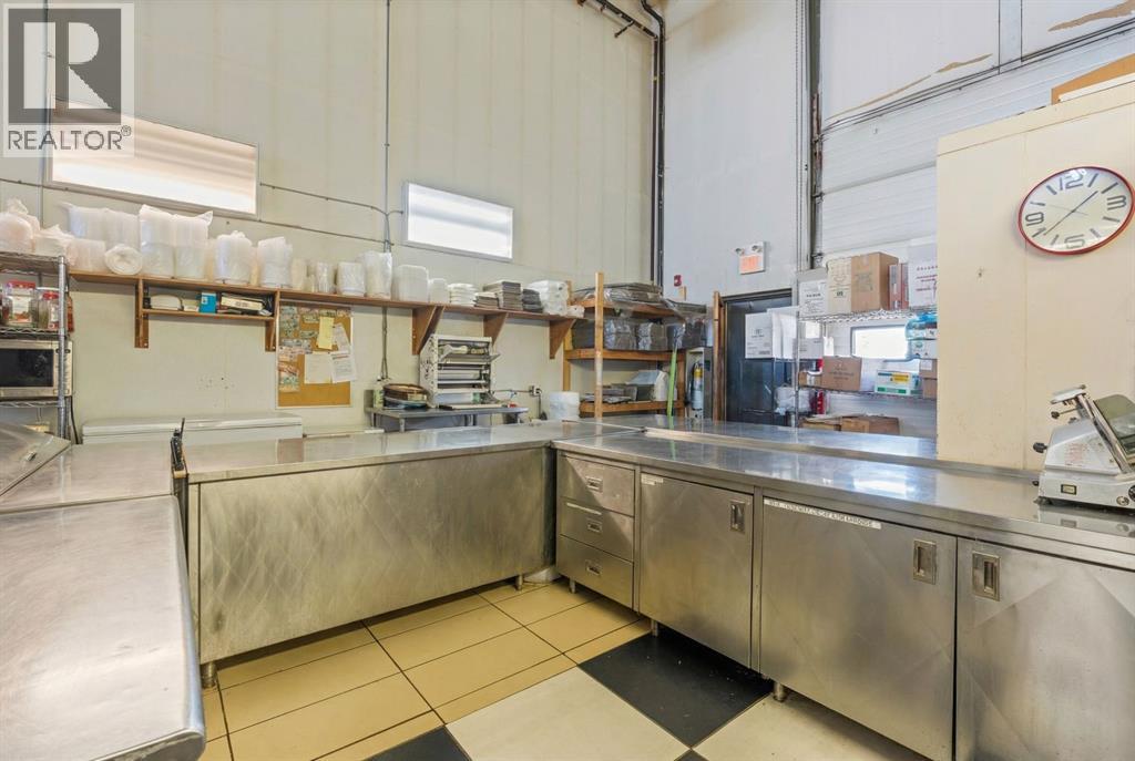 2903 Kingsview Boulevard Southeast - Photo 17