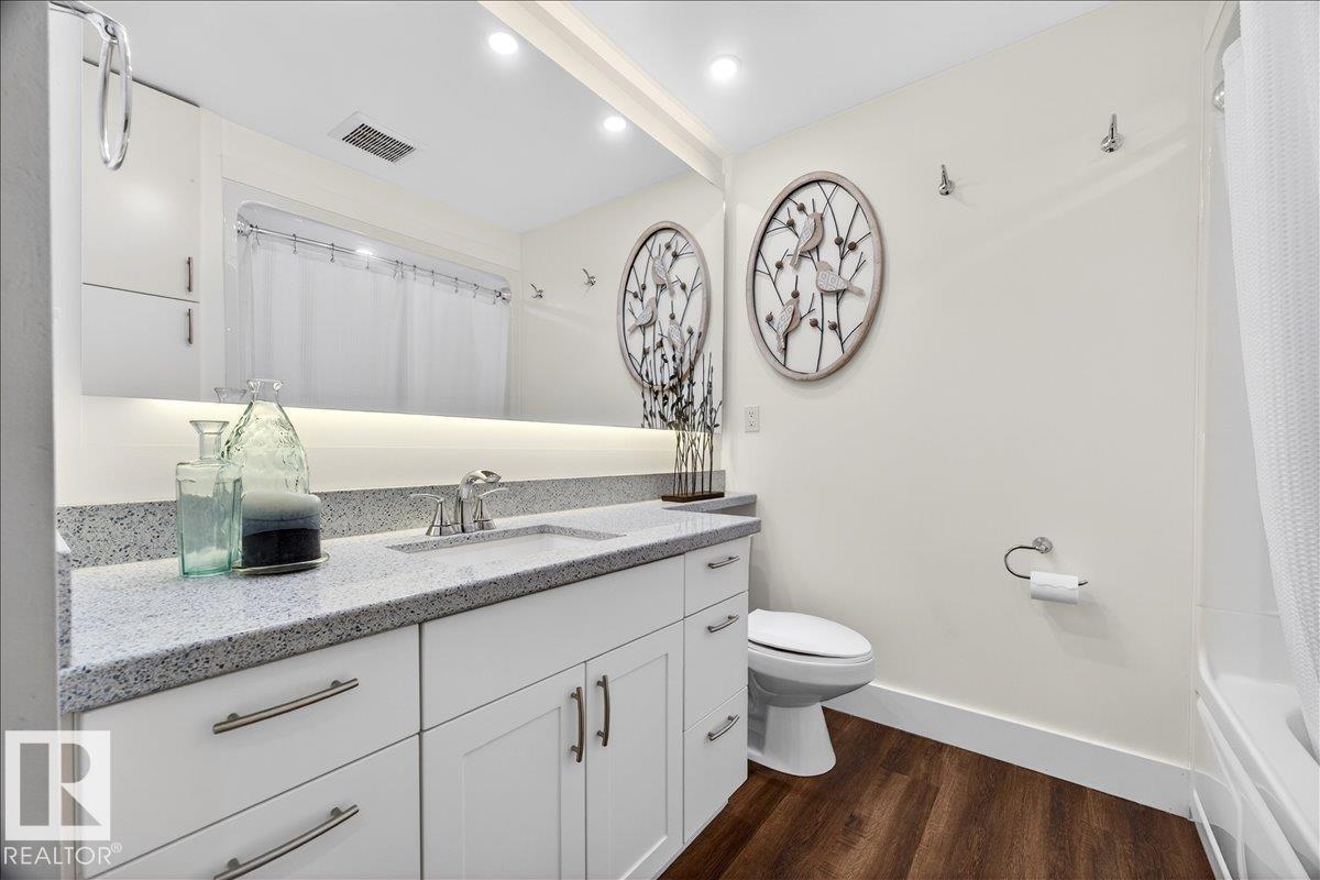 755 Lakeside DR - 25