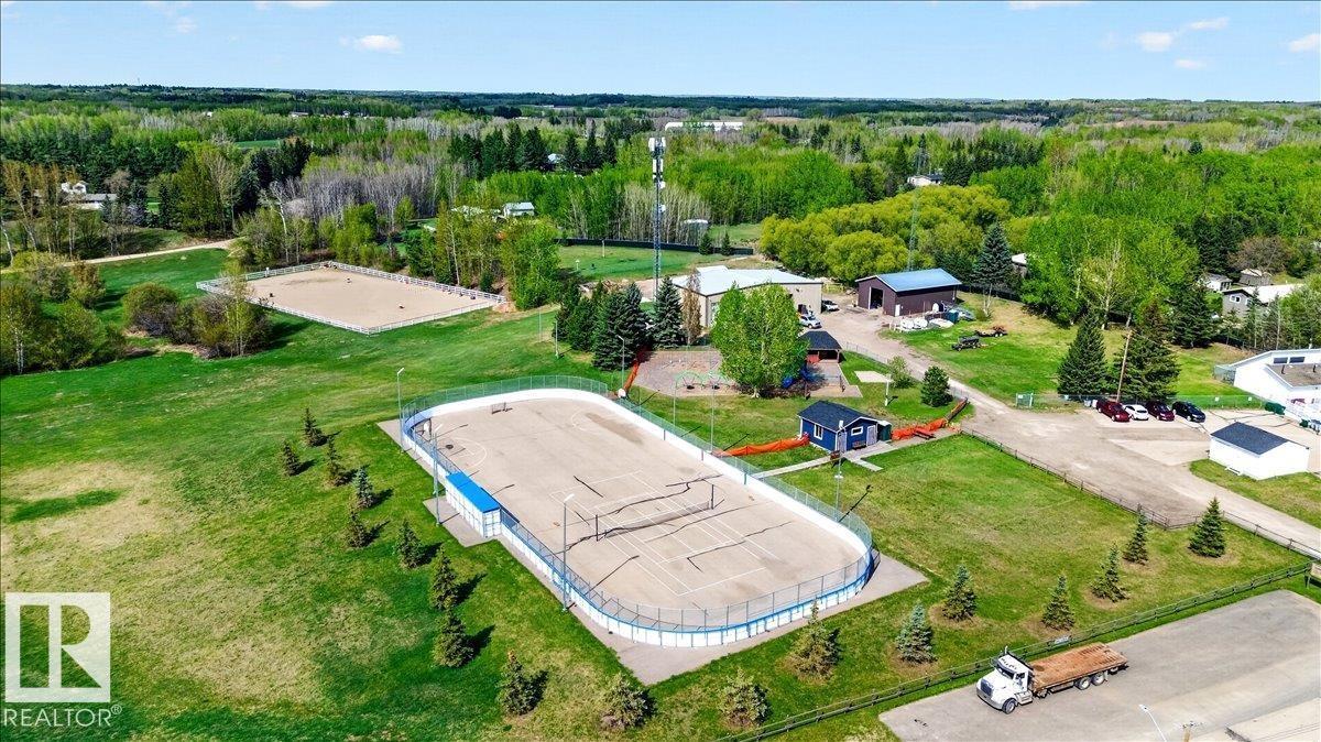 755 Lakeside DR - 63