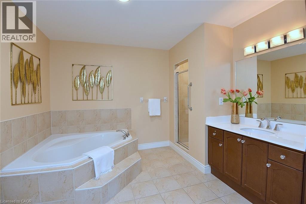 #501 3000 CREEKSIDE Drive - 25