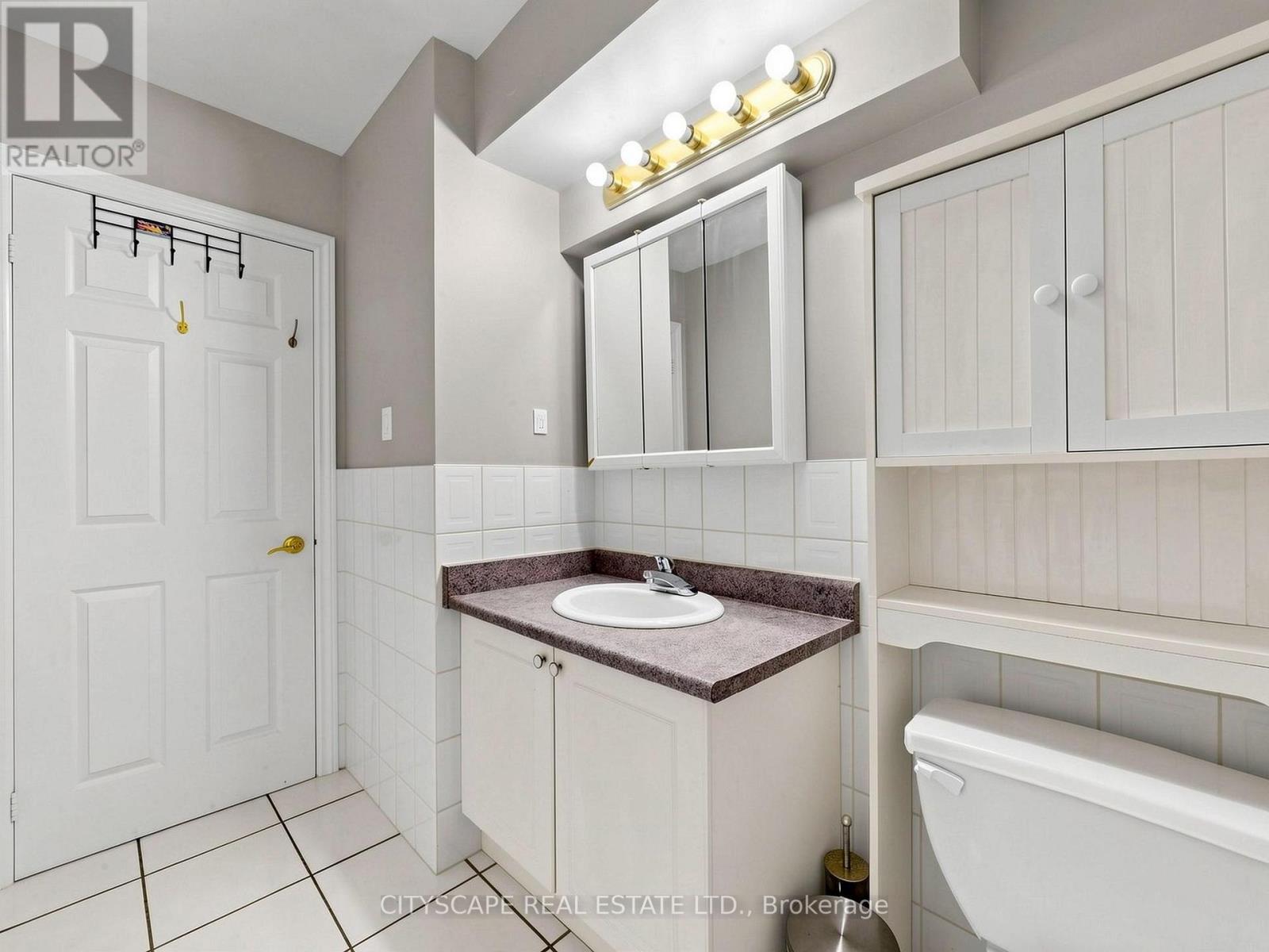 #708 851 QUEENSTON ROAD - 24