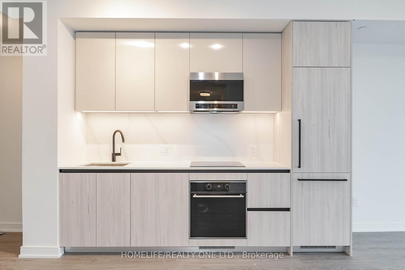 #1207 425 FRONT STREET E - 15