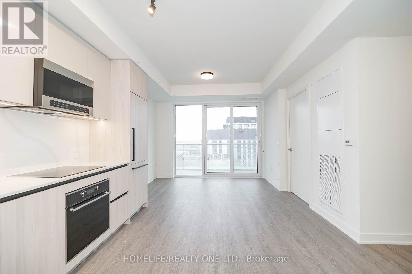 #1207 425 FRONT STREET E - 18