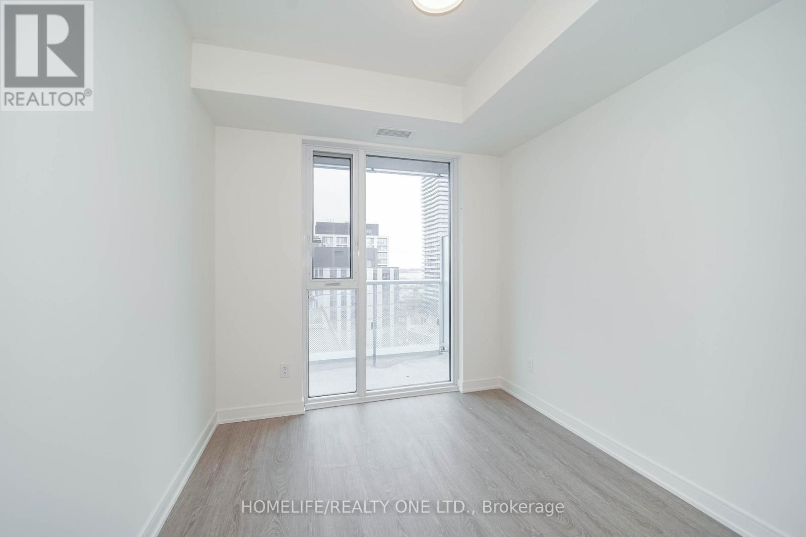 #1207 425 FRONT STREET E - 37