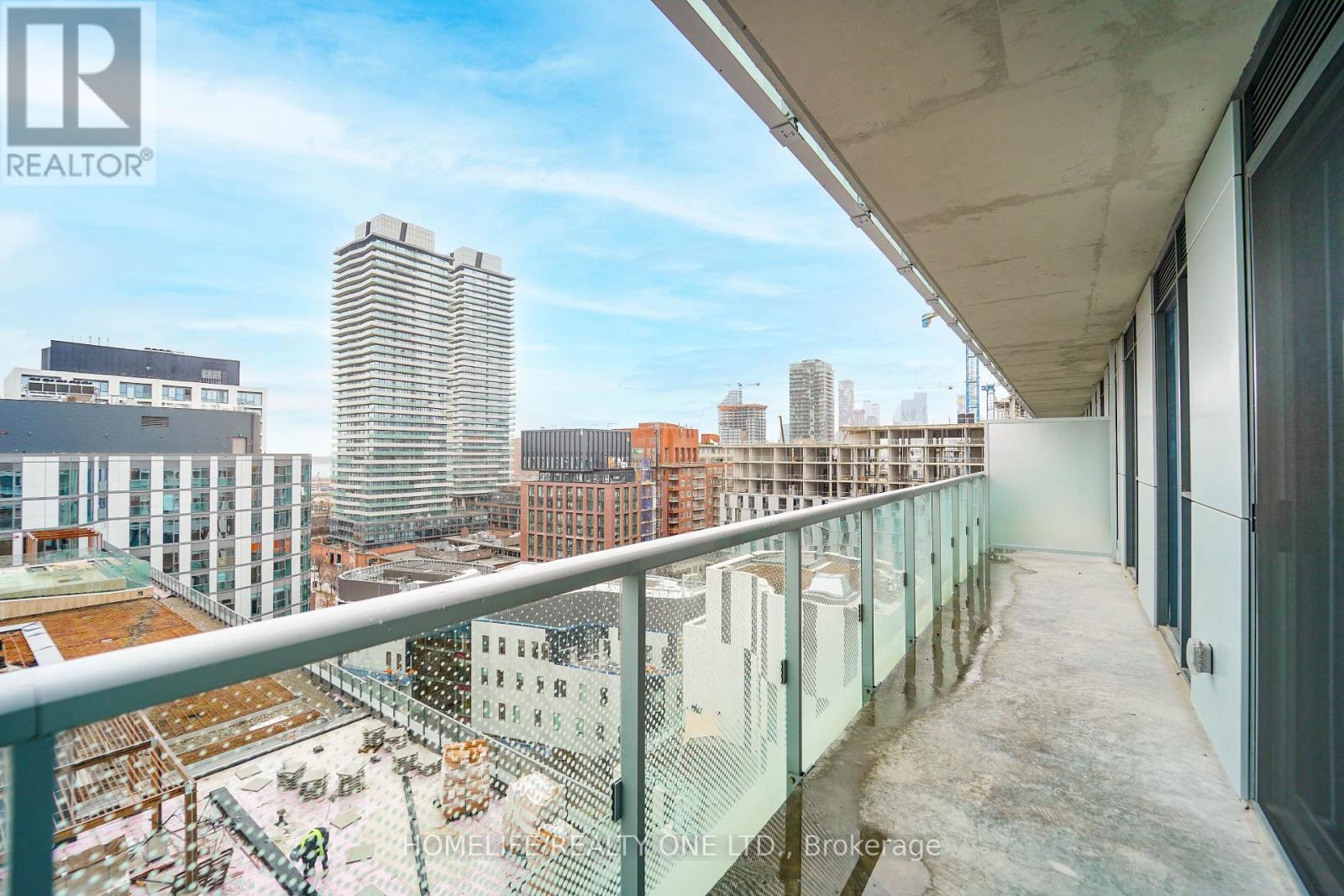 #1207 425 FRONT STREET E - 43