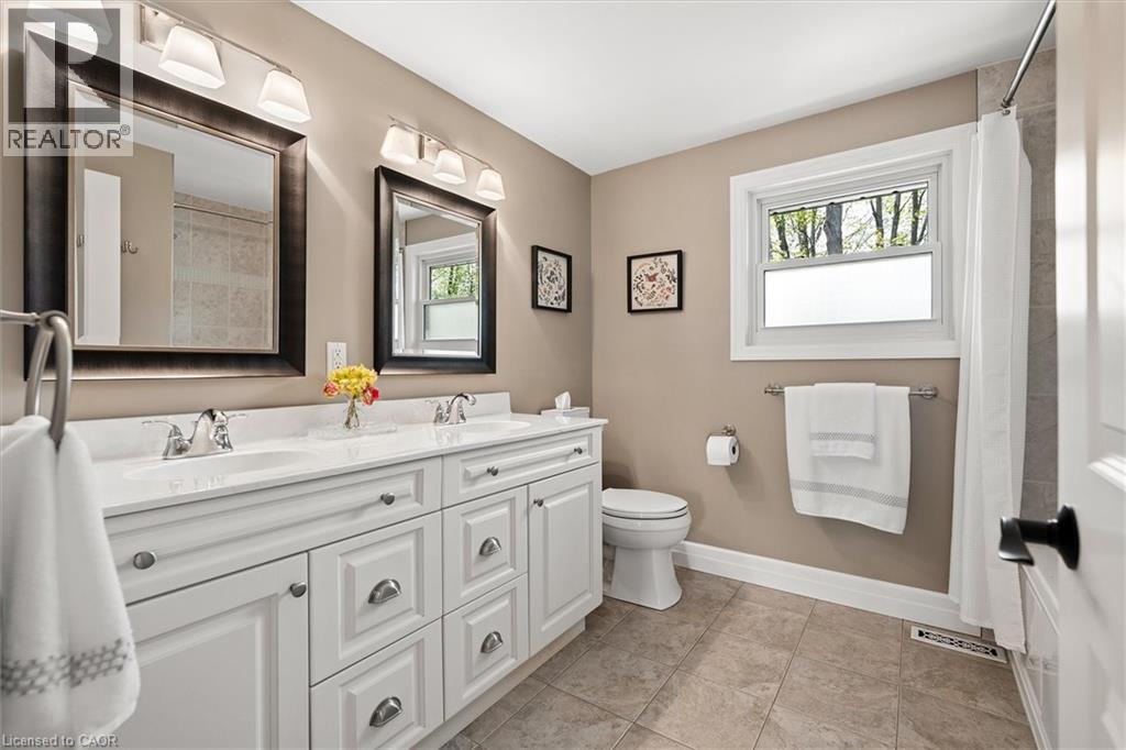 29 NIGHTINGALE Crescent - 30