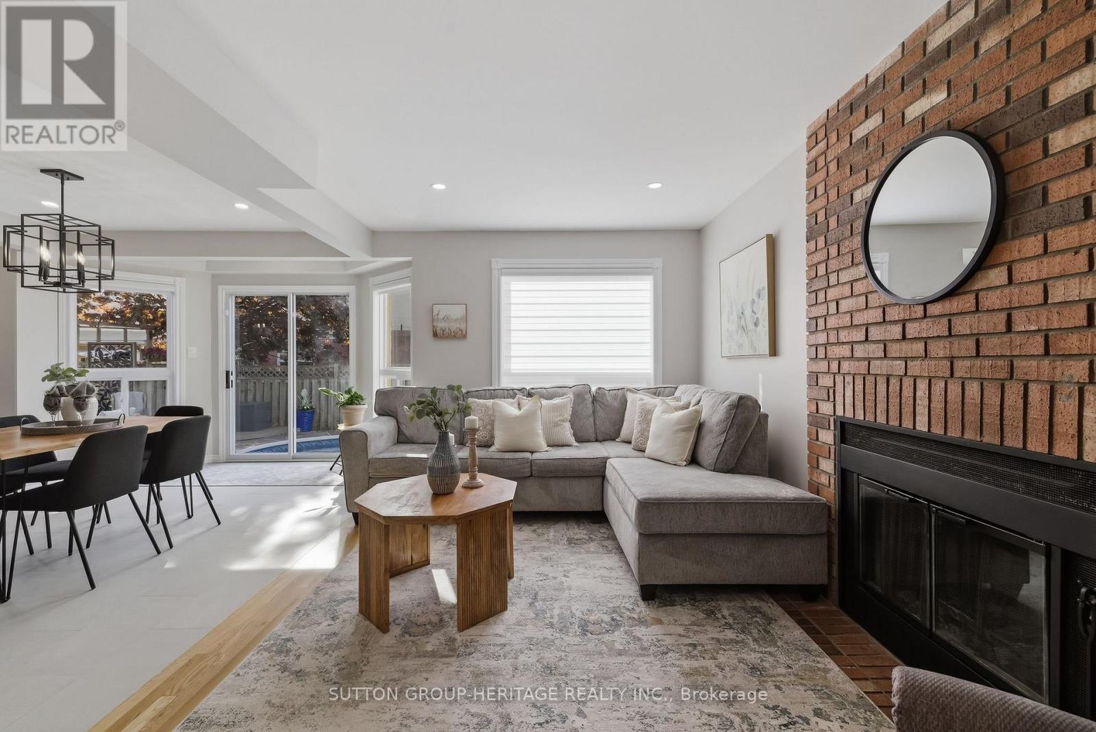 186 REED DRIVE - 22