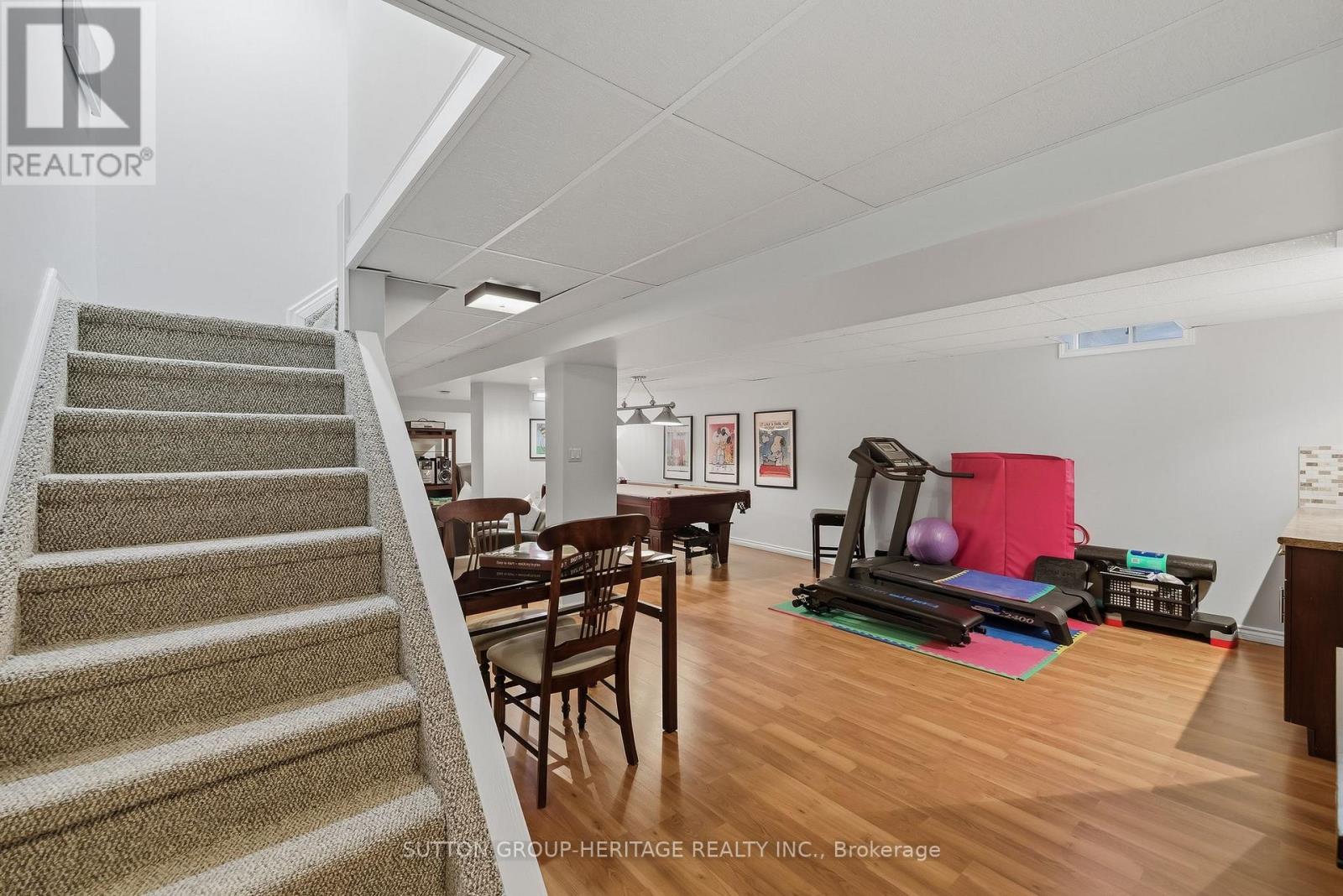 186 REED DRIVE - 35