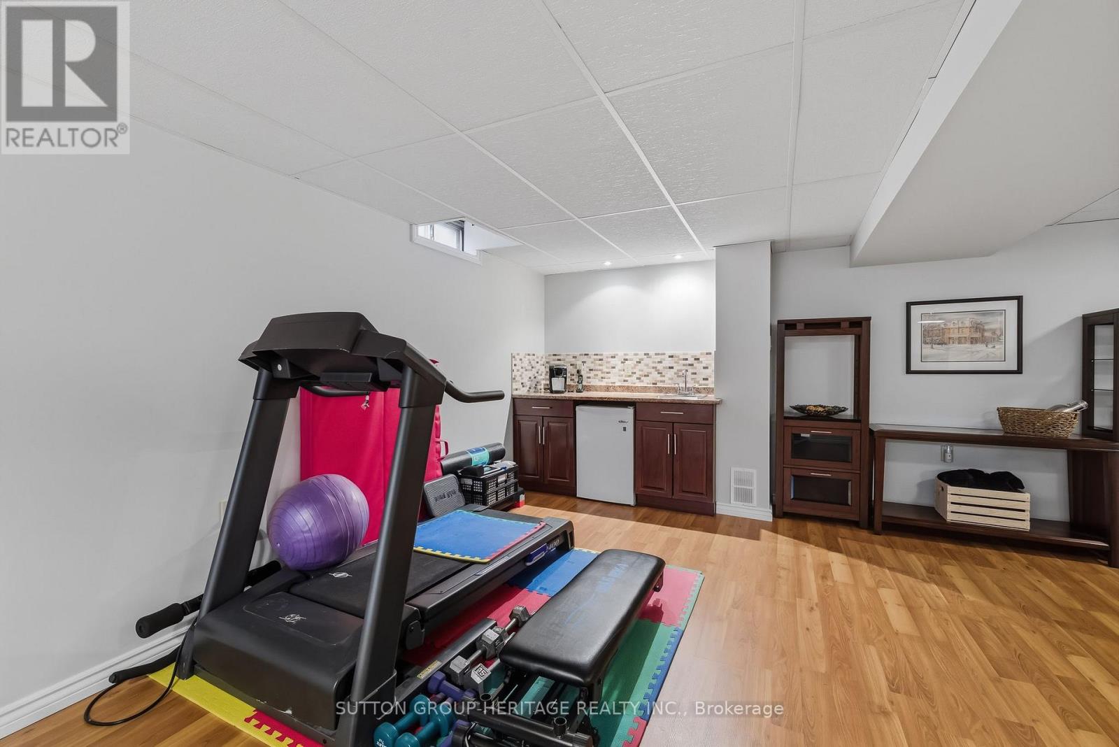 186 REED DRIVE - 40