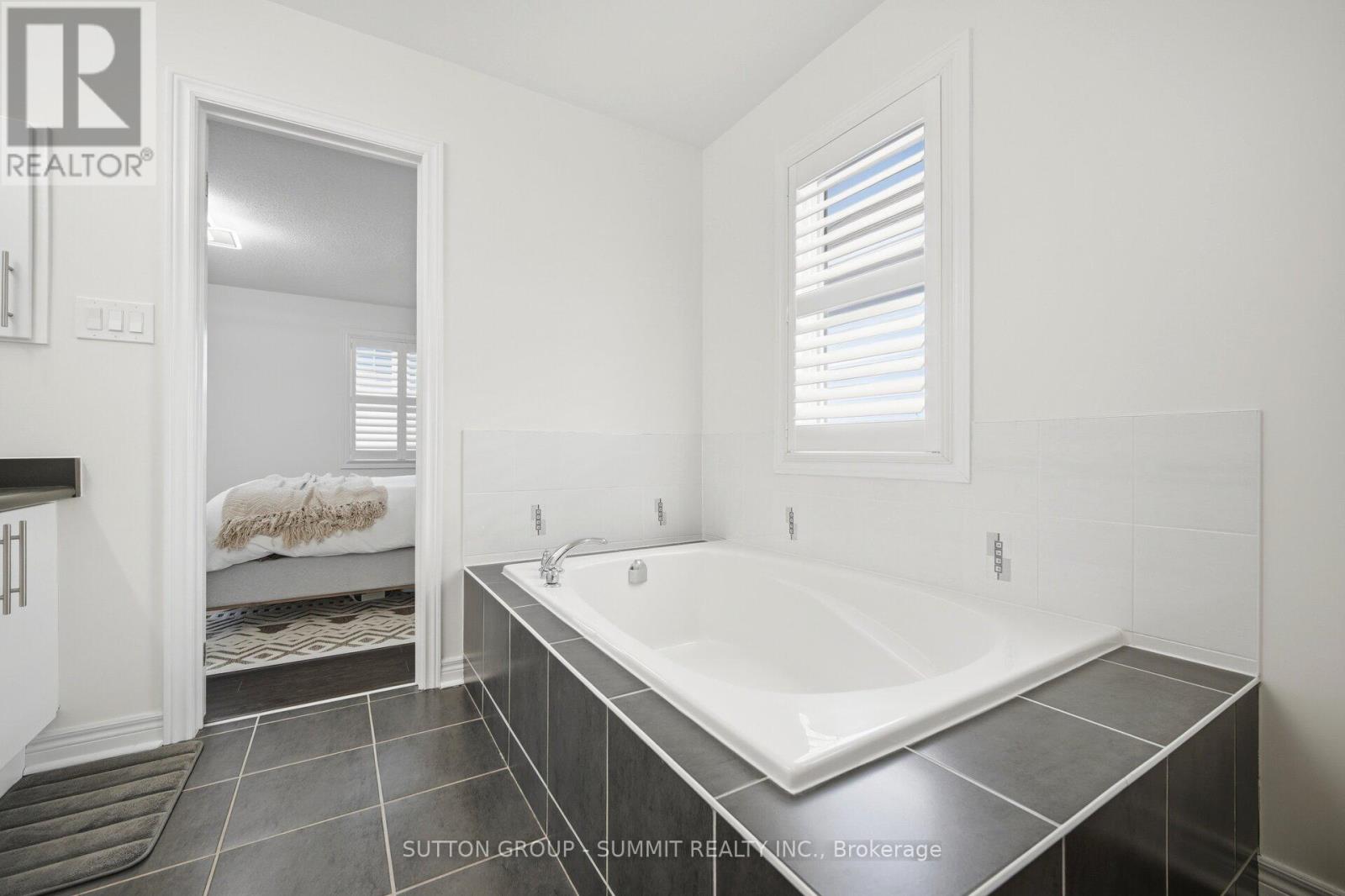 30 MCCOURT DRIVE - 28