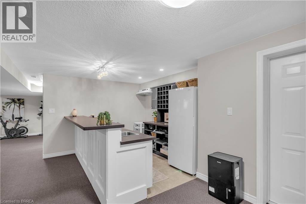 30 FARROW Road - 34