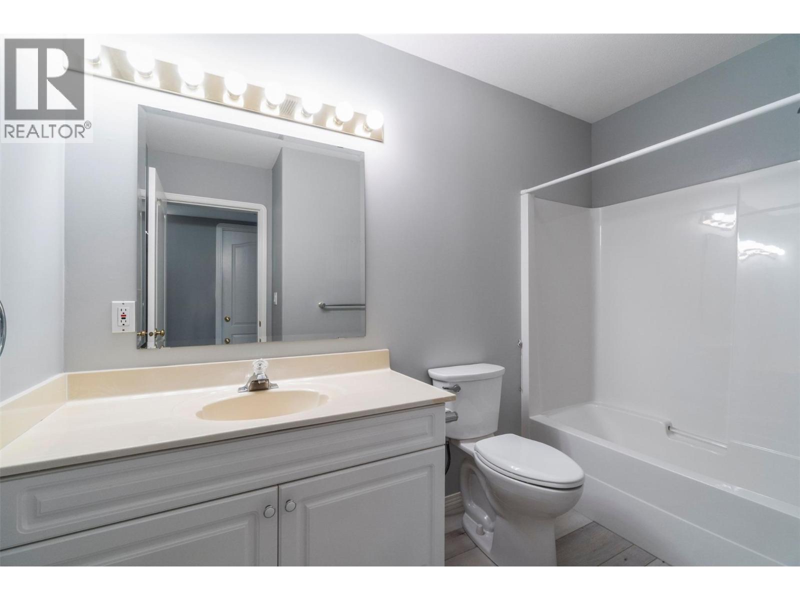 2550 Golf Course Drive Unit# 24, Blind Bay