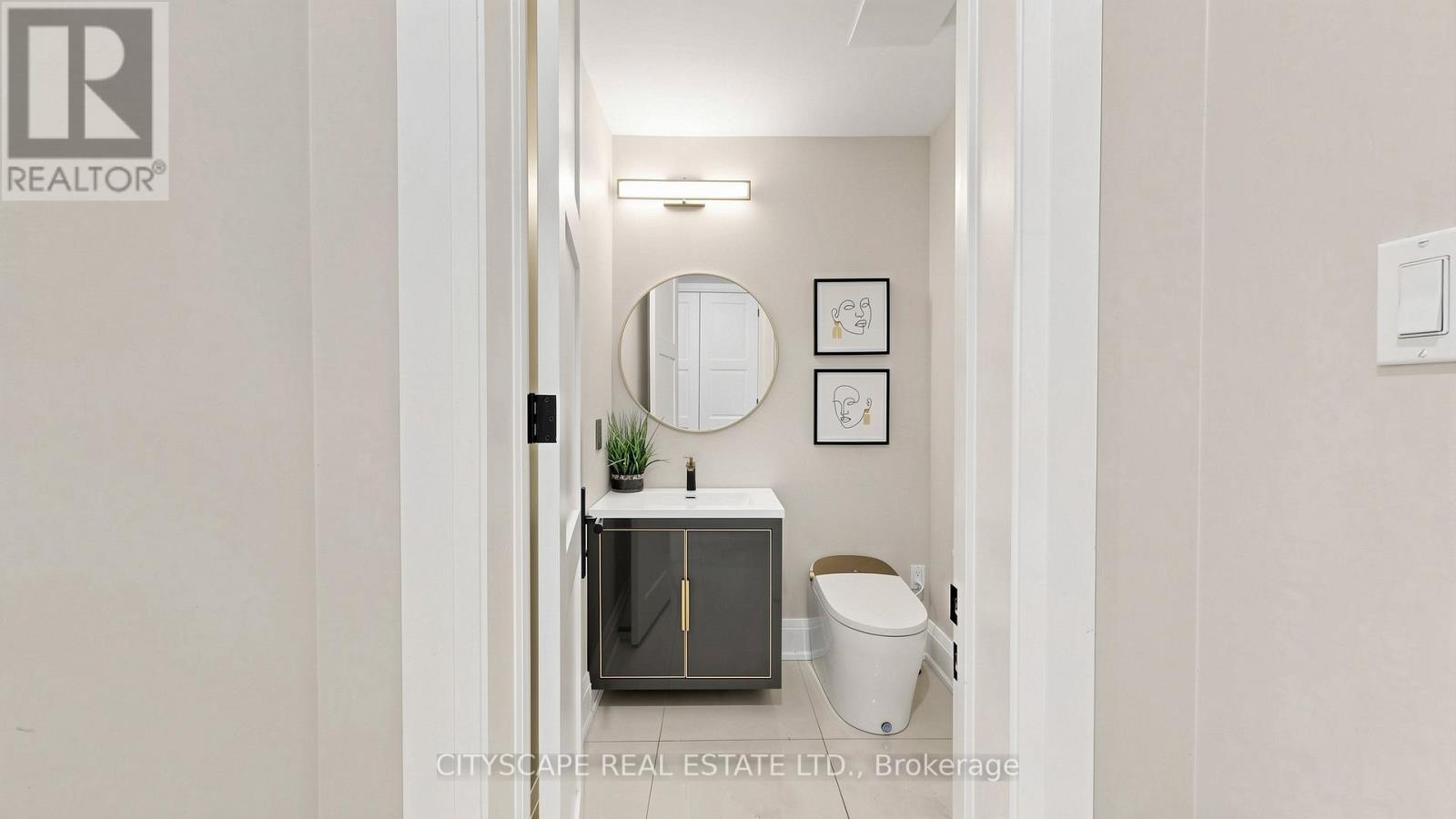 5 LEMSFORD DRIVE - 20