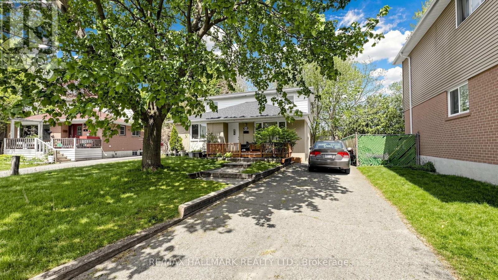 46 COLLINS CRESCENT - 3