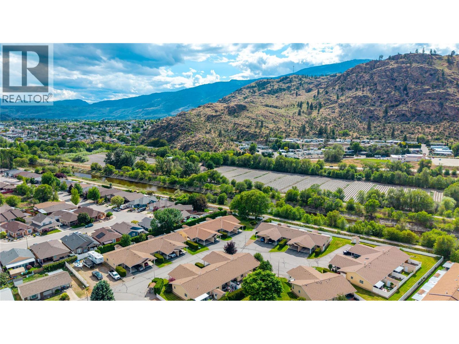 8 145 Redwing Place, Oliver