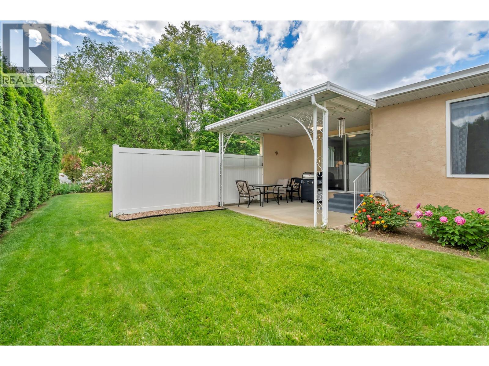 8 145 Redwing Place, Oliver