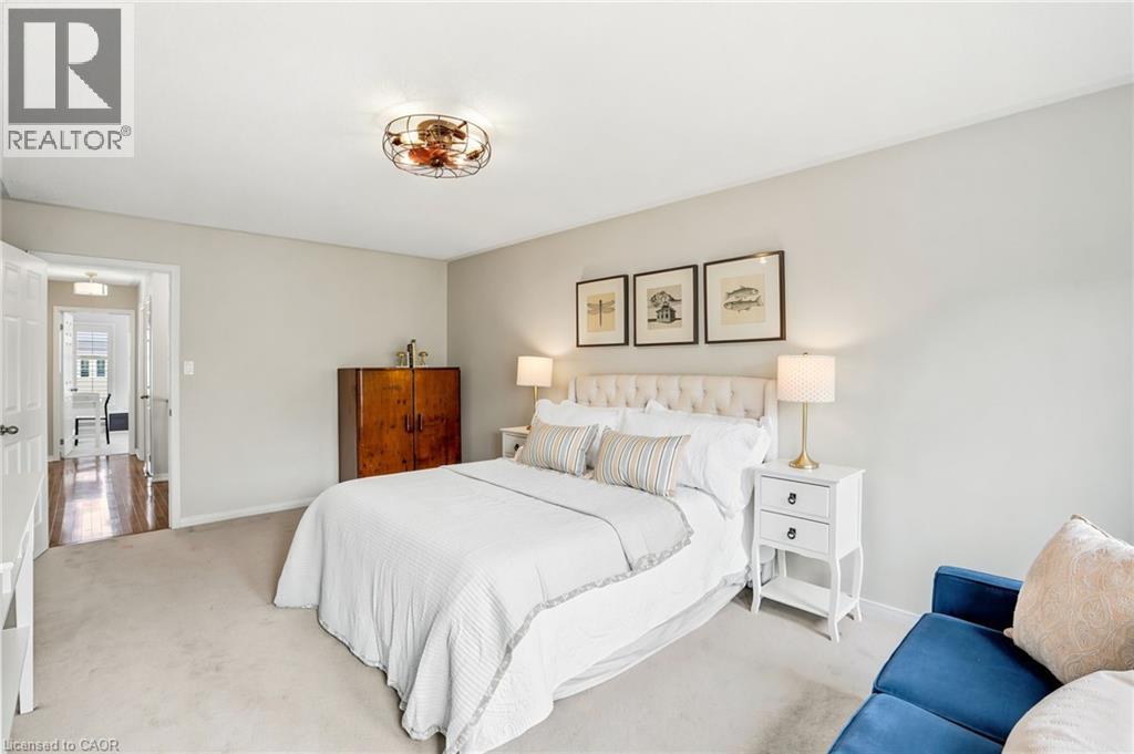 22 CATHEDRAL Street - 25