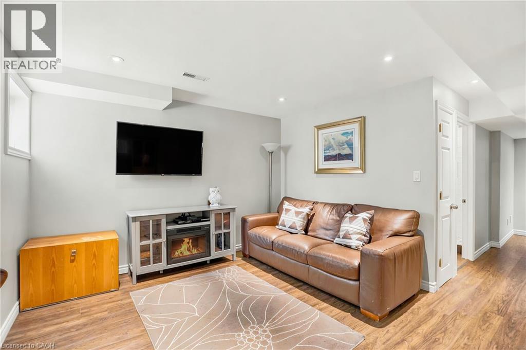 22 CATHEDRAL Street - 41