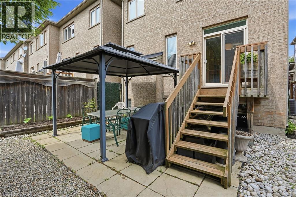 22 CATHEDRAL Street - 50