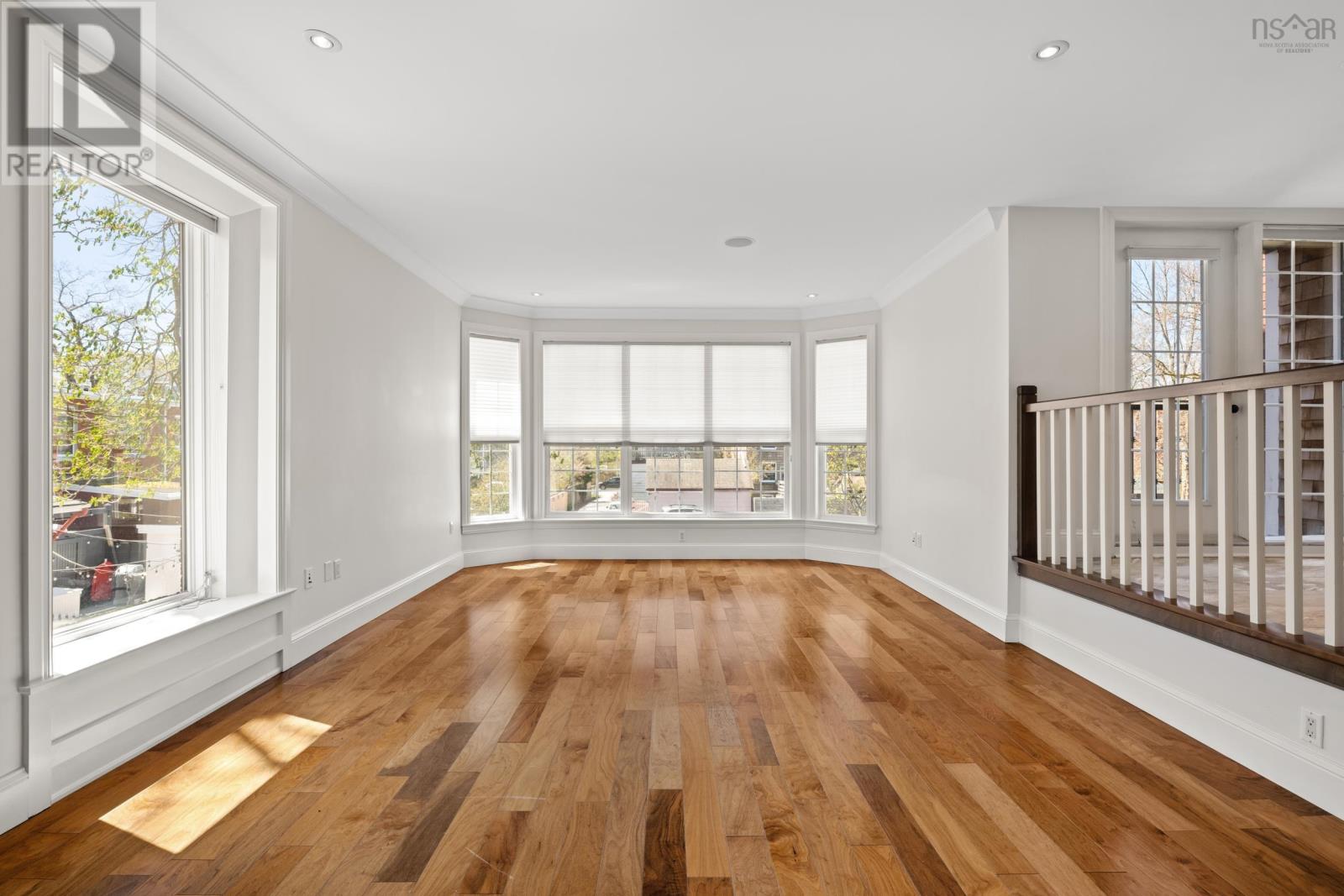 Property 36 of 49 of 1727 Cadmus Court