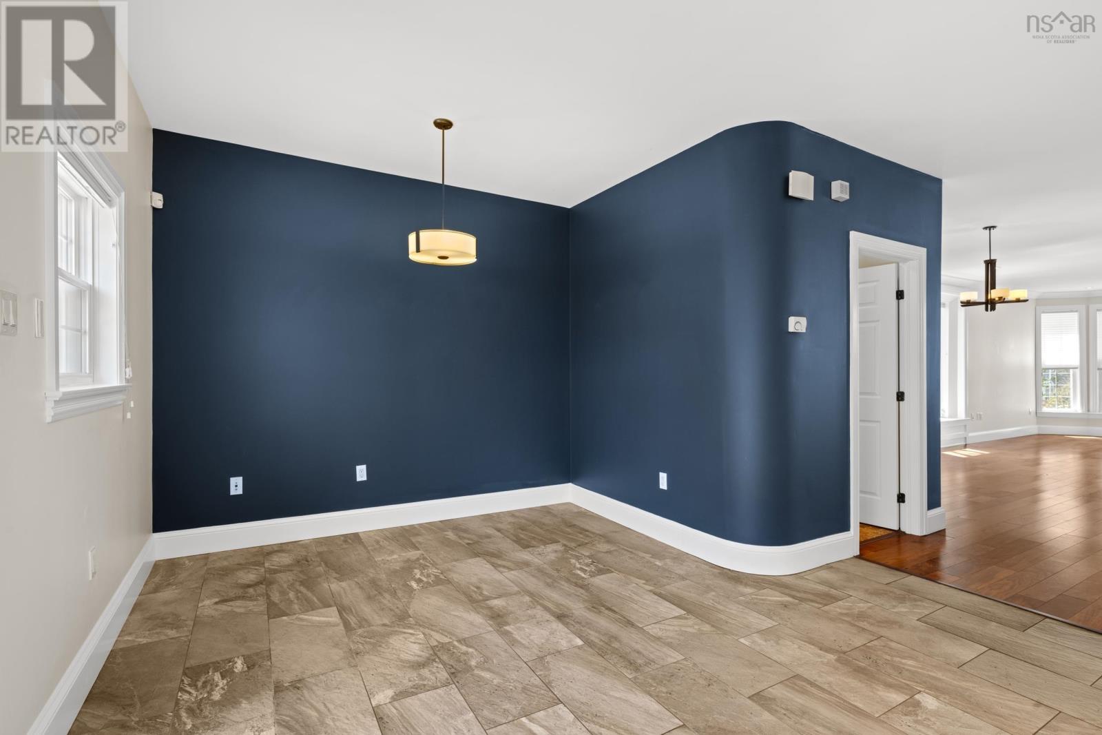 Property 8 of 49 of 1727 Cadmus Court