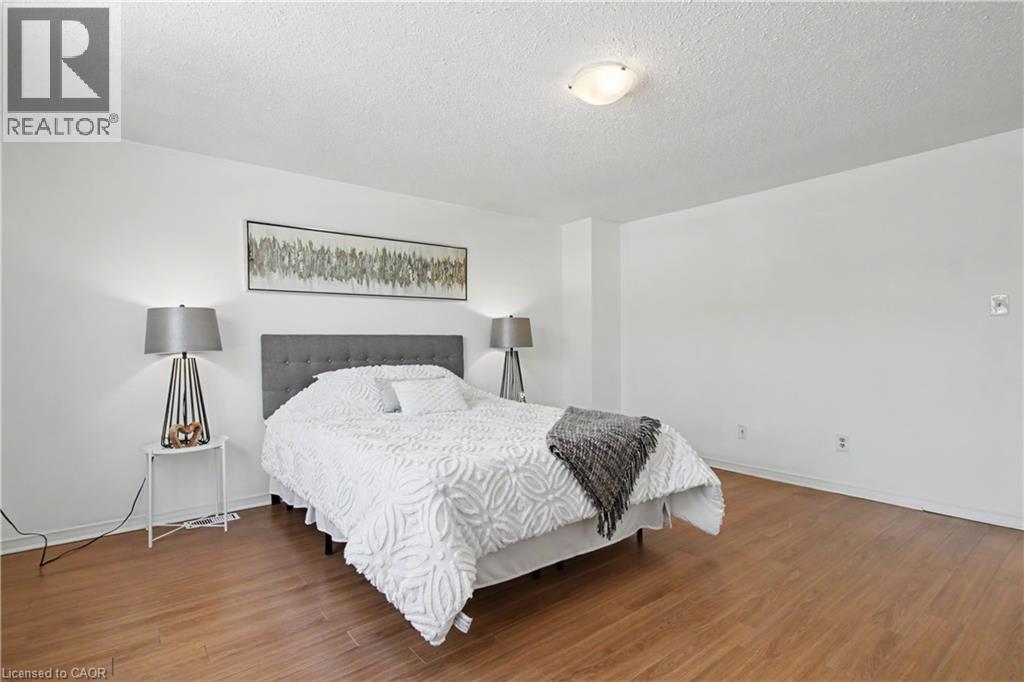 51 CAMROSE Court - 16