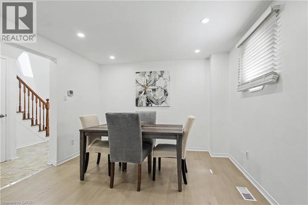 51 CAMROSE Court - 8