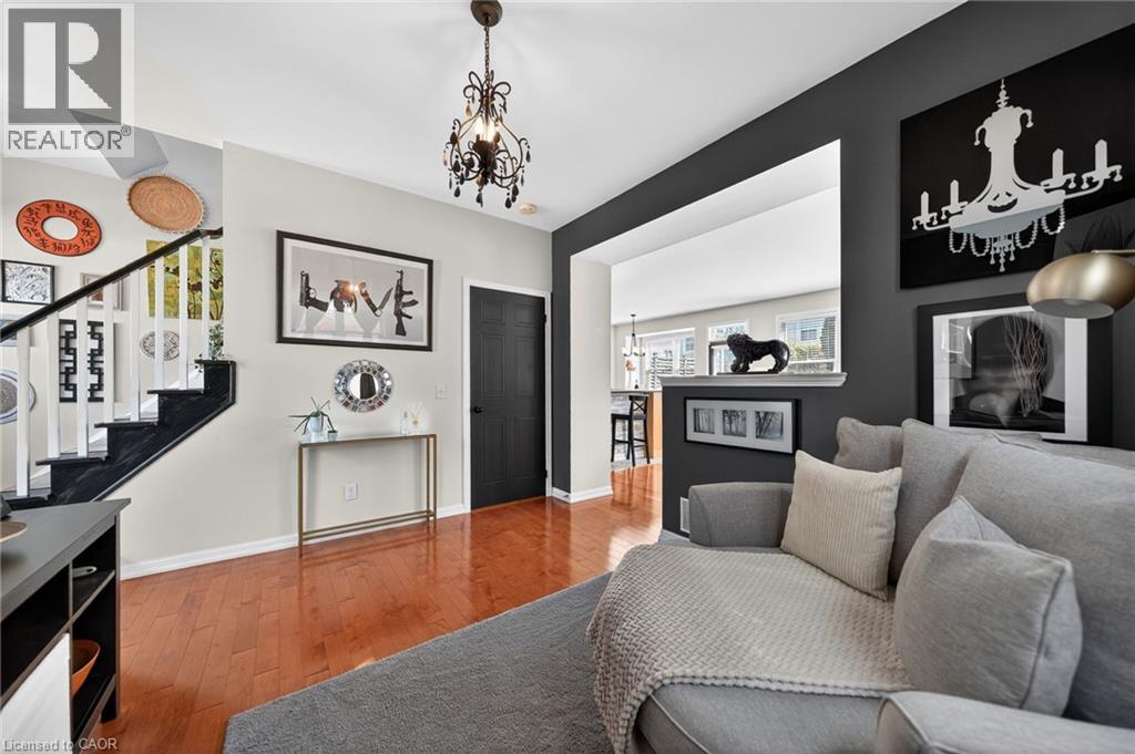 115 ARTHUR FACH Drive - 11